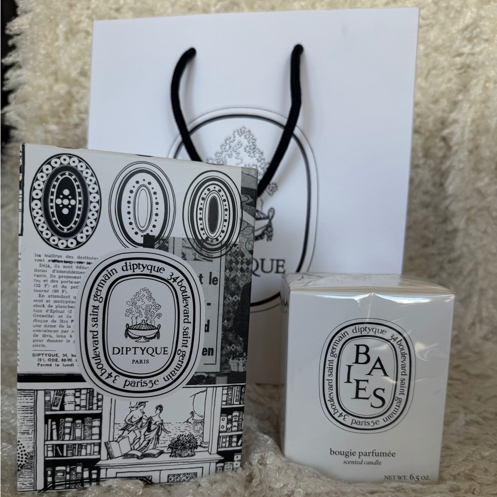 Diptyque Torsade Scented Candle and Gift Bag Set - Picture 3 of 15